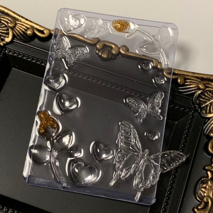 【蕾のラメ色増えました】トレカケース デコ 硬質ケース レジン ハンドメイド