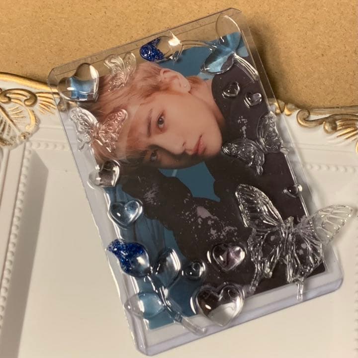 【蕾のラメ色増えました】トレカケース デコ 硬質ケース レジン ハンドメイド