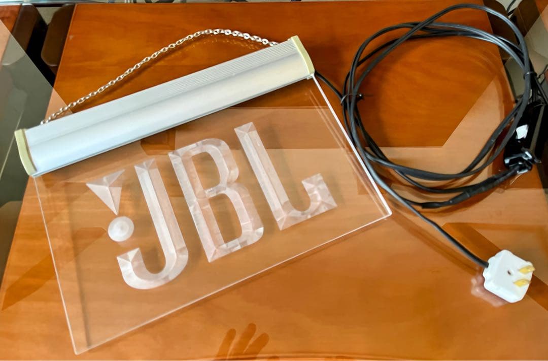 【幻想的に光るJBL】JBLロゴライト 3Dアクリル