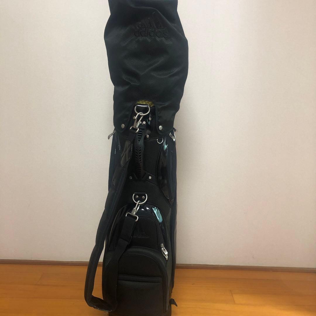 adidasアディダス キャディバッグ ブラック　フード付き