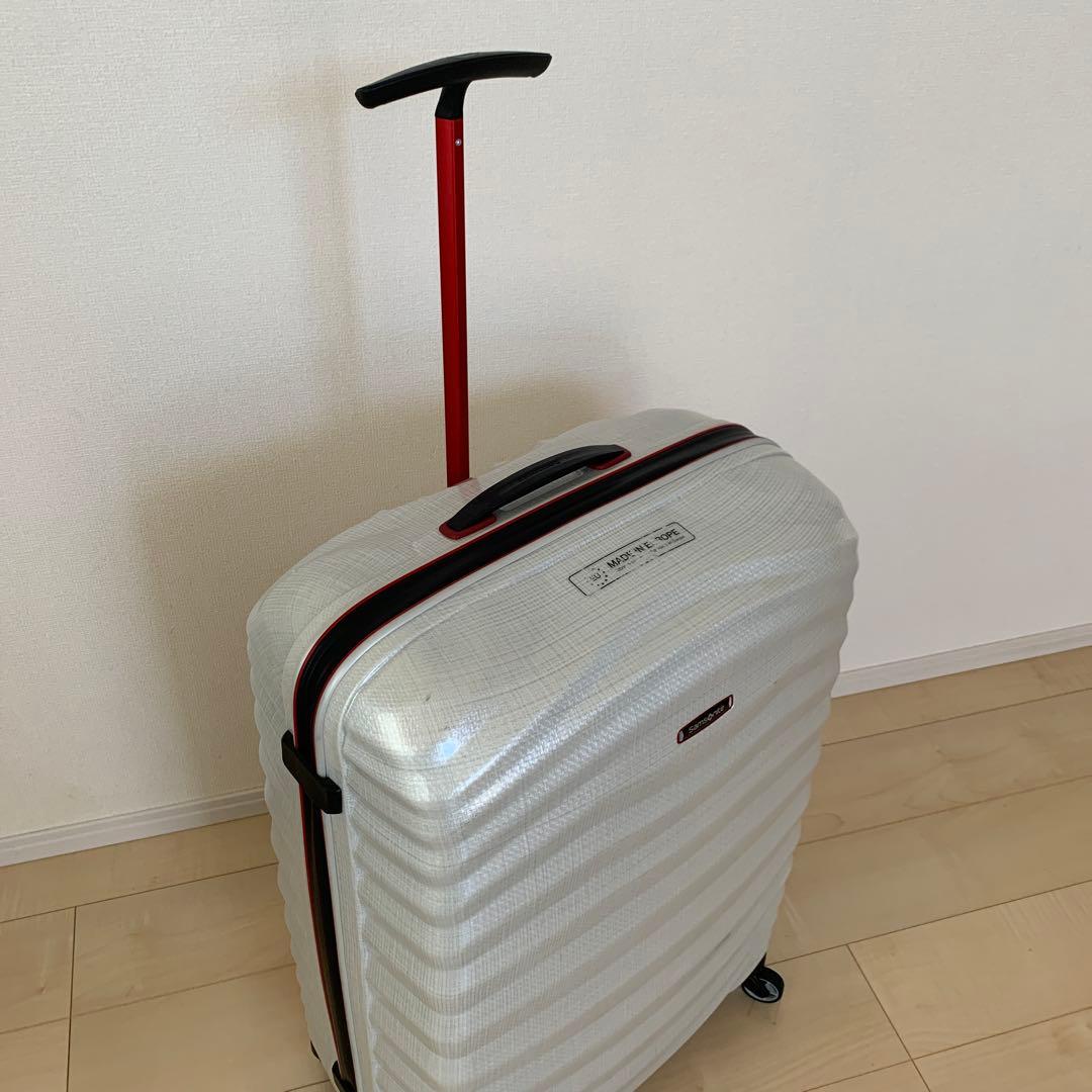 サムソナイト　防水超軽量ライトショック スポーツ 機内預け無料預け入れ最大サイズ