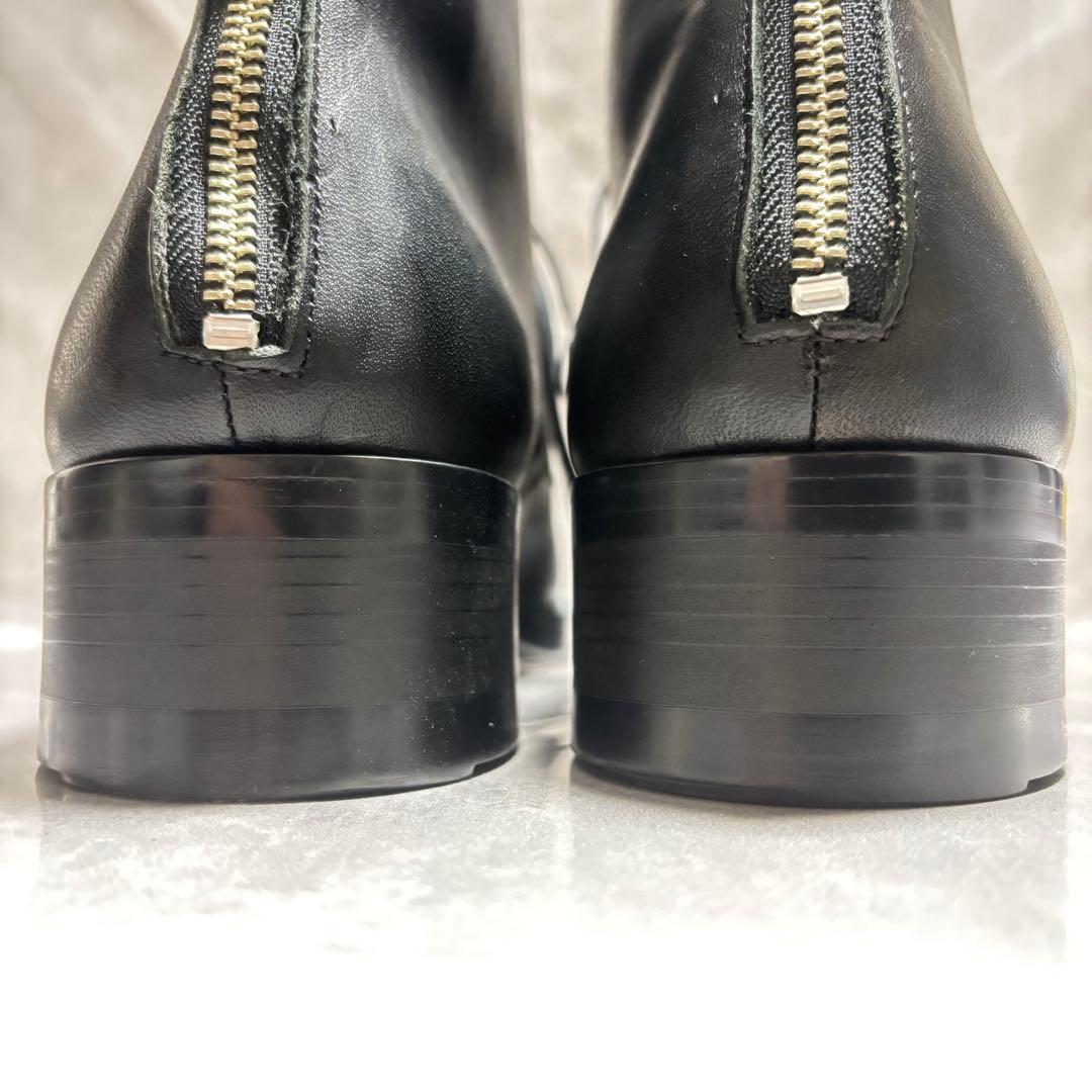 IRU 6ホール バックジップ チャッカブーツ ホースレザー