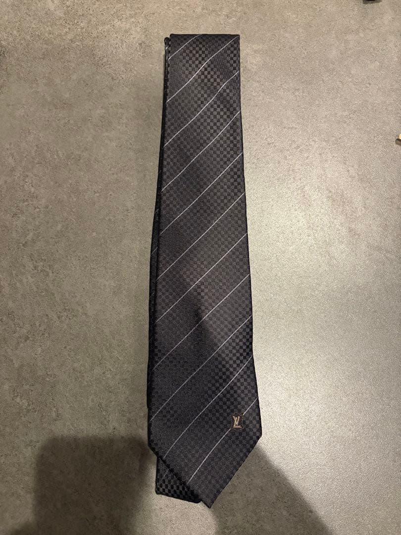 Louis Vuitton ブラックストライプ ネクタイ