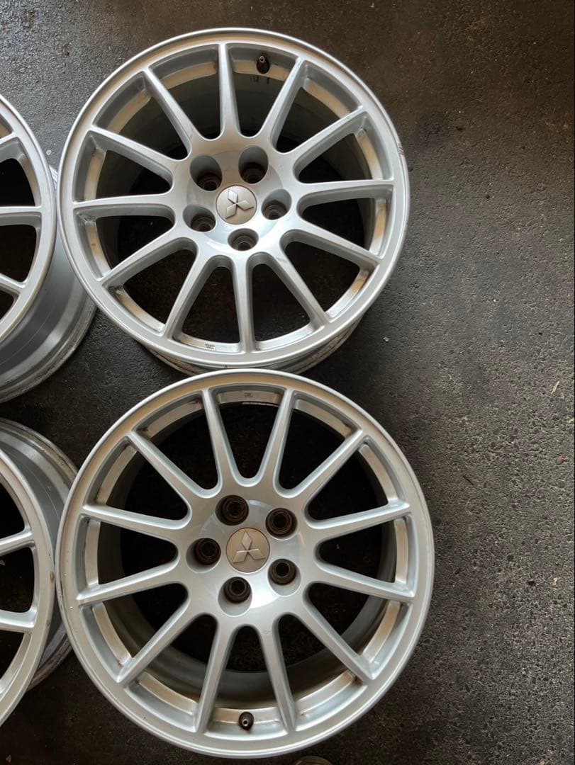 三菱 18インチ シルバー ホイール