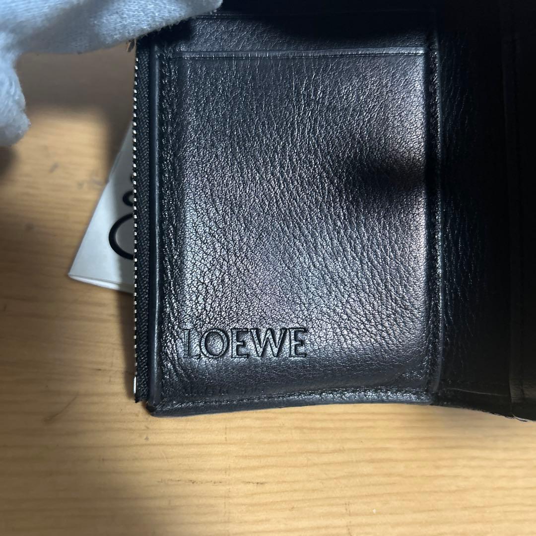 ロエベ スモールバーティカルウォレット