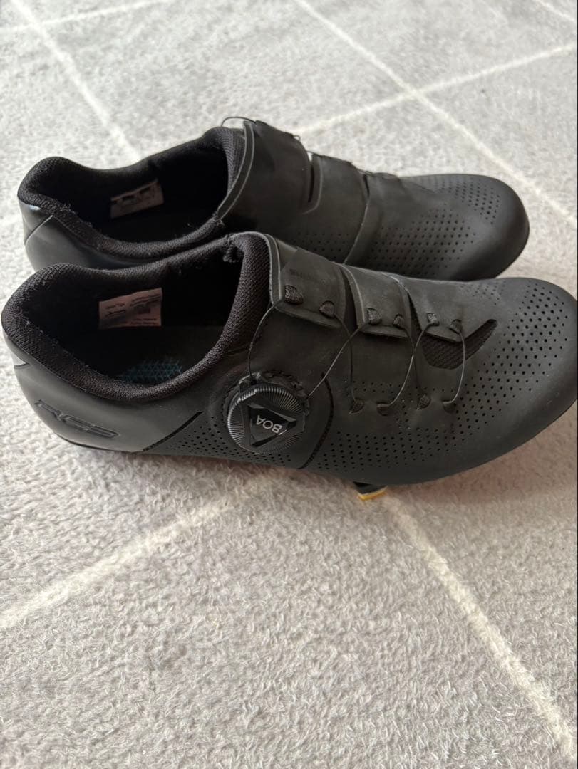 SHIMANO(シマノ)SH-RC302 ビンディングシューズ