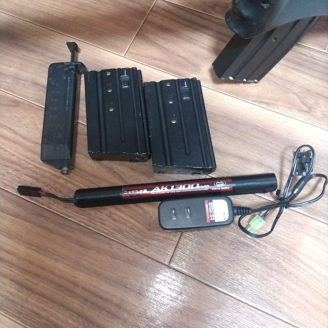 東京マルイ 89式小銃 電動ガン　バッテリー充電器　予備マガジン　ガンケース付属
