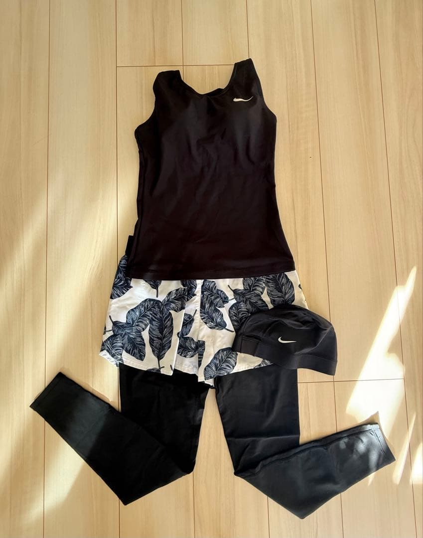 Nike スポーツ用水着