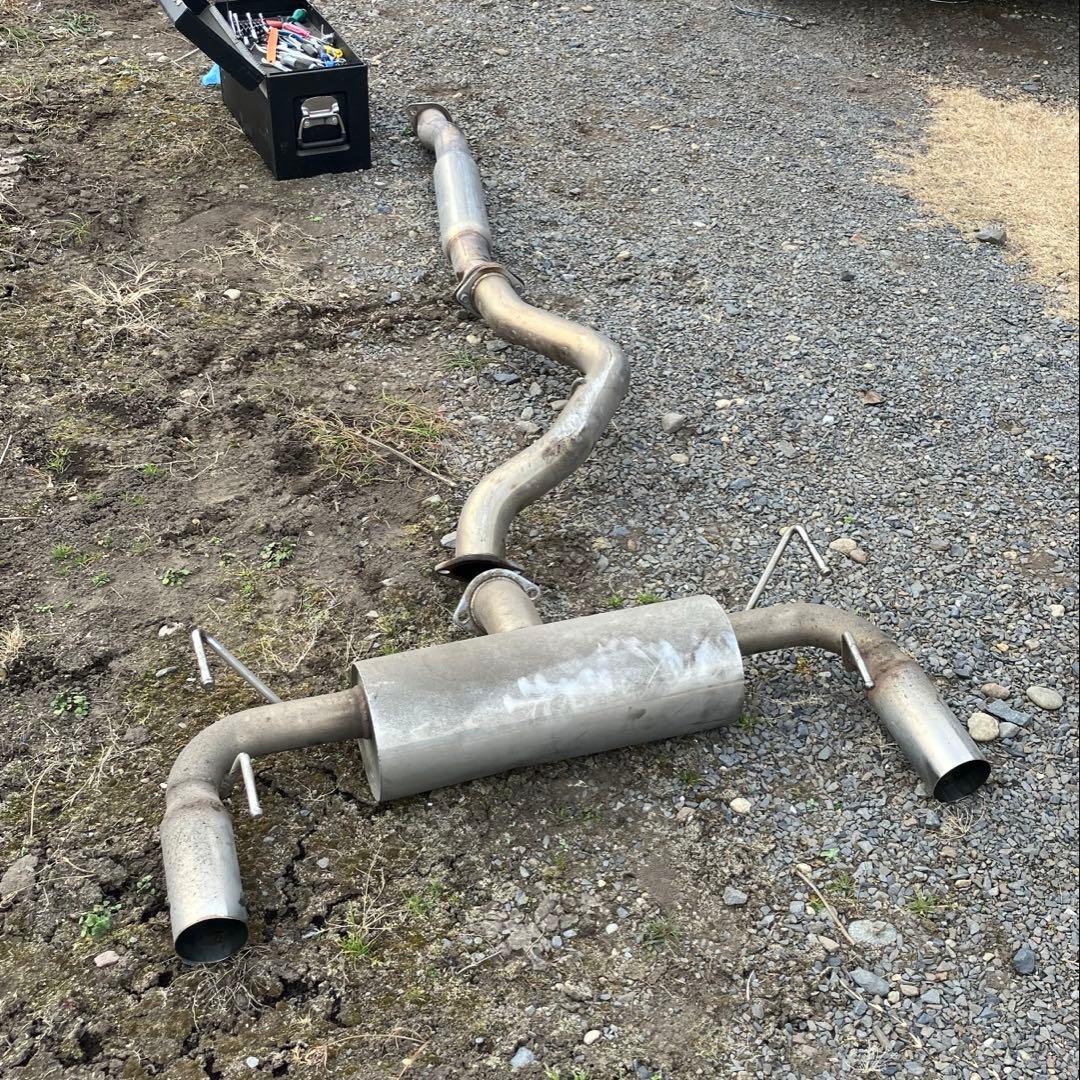 インプレッサ　GRB メーカー不明　マフラー