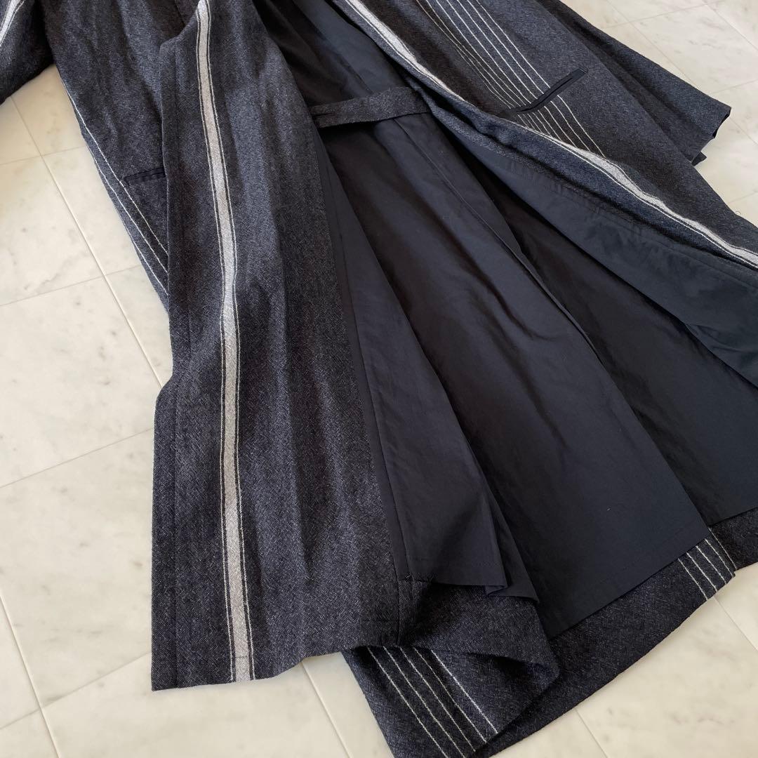 パドカレ チャコール 春まで使えるコート 軽い