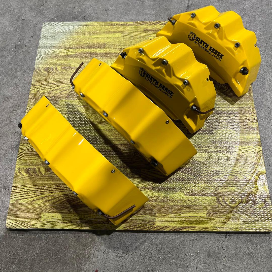 シックスセンス キャリパーカバー ベンツG350d イエロー 美品 497