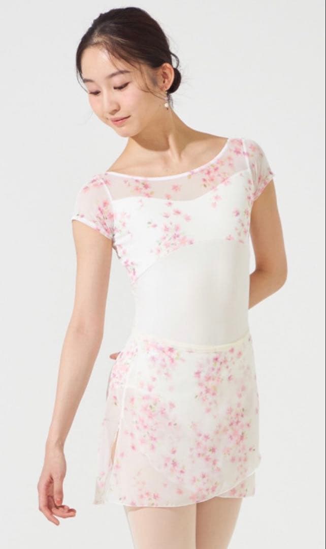 【チャコット】【美品】【永久メイ　コラボ】レオタード