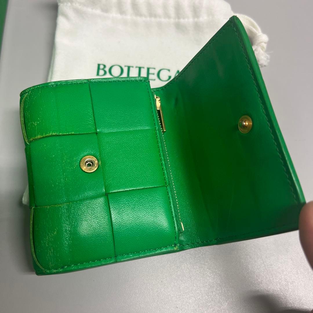 BOTTEGA VENETA ボッテガべネタ財布　イントレチャートカセット