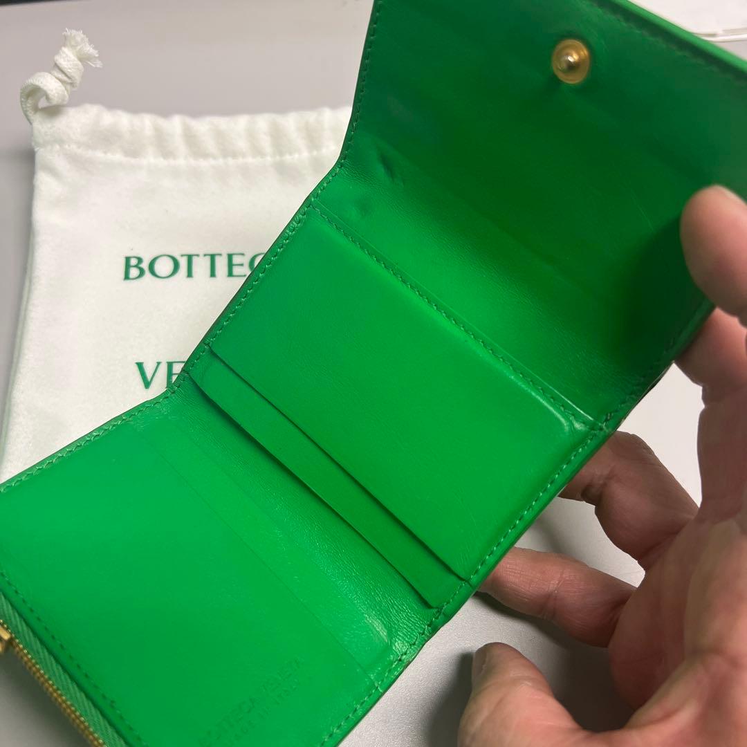 BOTTEGA VENETA ボッテガべネタ財布　イントレチャートカセット