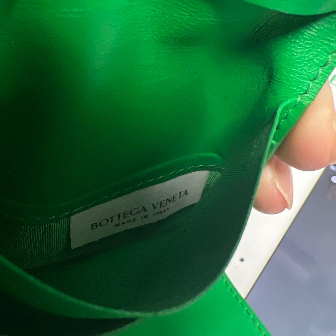 BOTTEGA VENETA ボッテガべネタ財布　イントレチャートカセット