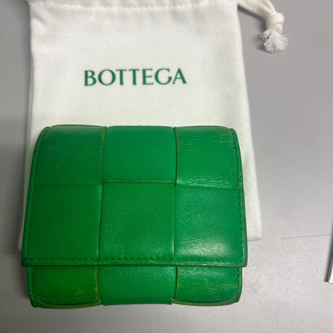 BOTTEGA VENETA ボッテガべネタ財布　イントレチャートカセット