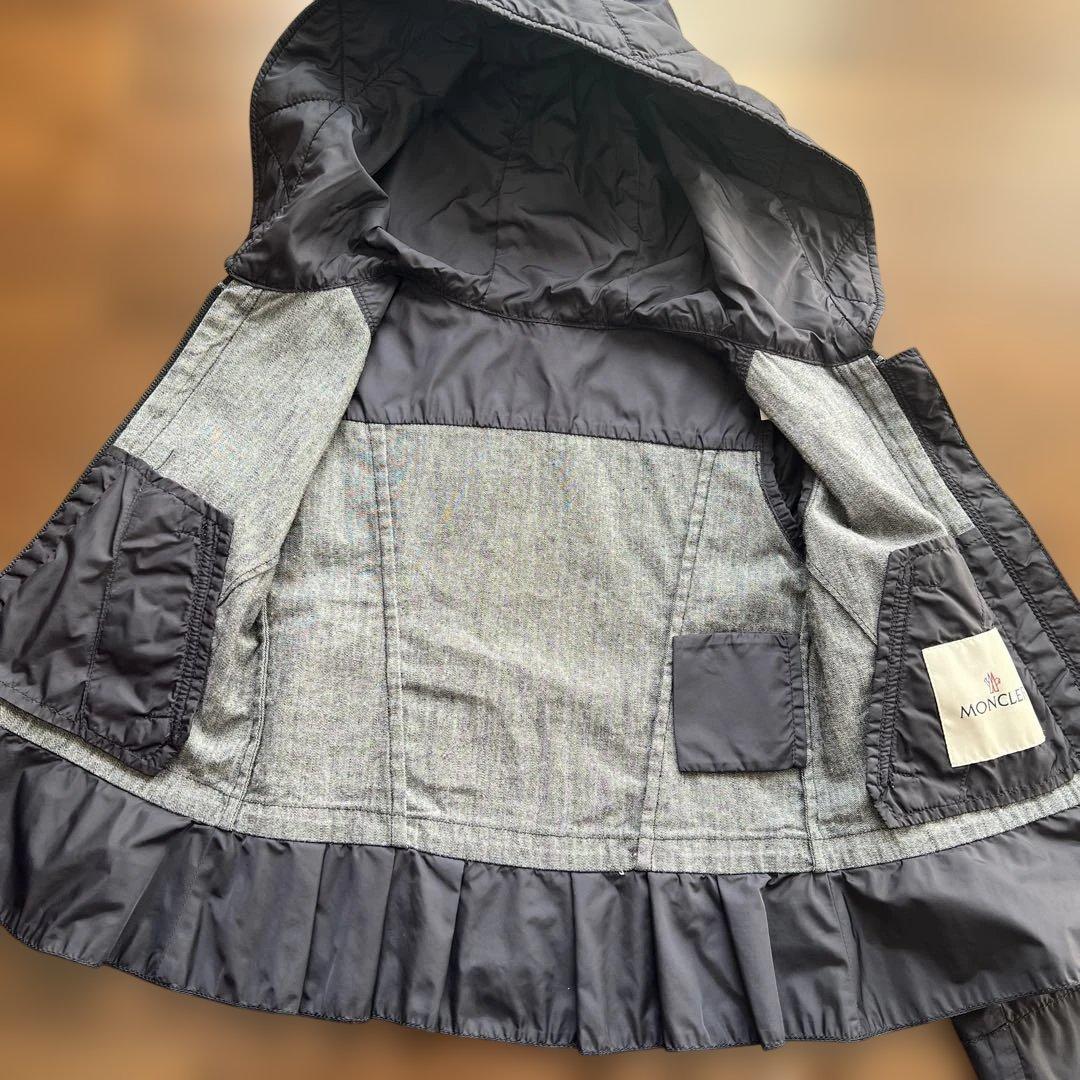 確約済み モンクレール　フリル付きジャケット