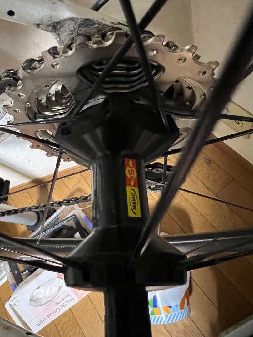 マビックコスミックカーボン80