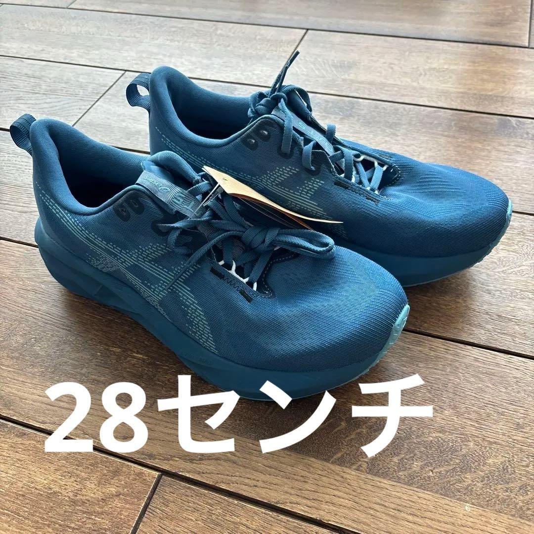 アシックス　ノバブラスト5 28センチ