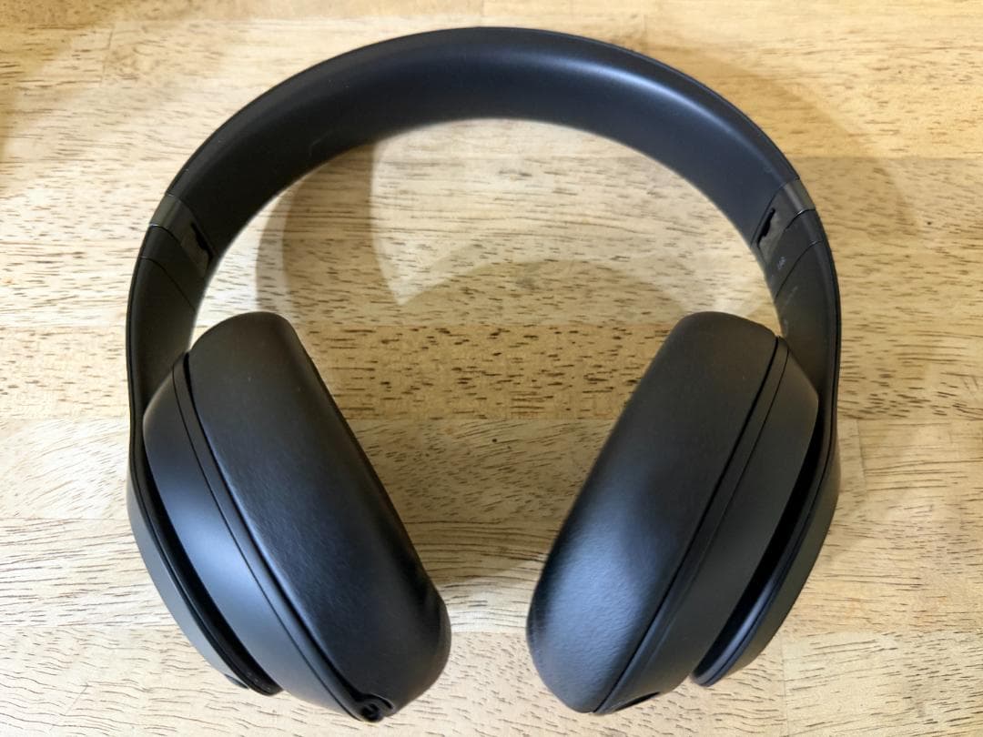 新品 Beats Studio Pro ブラック 保証有り　ワイヤレスヘッドホン