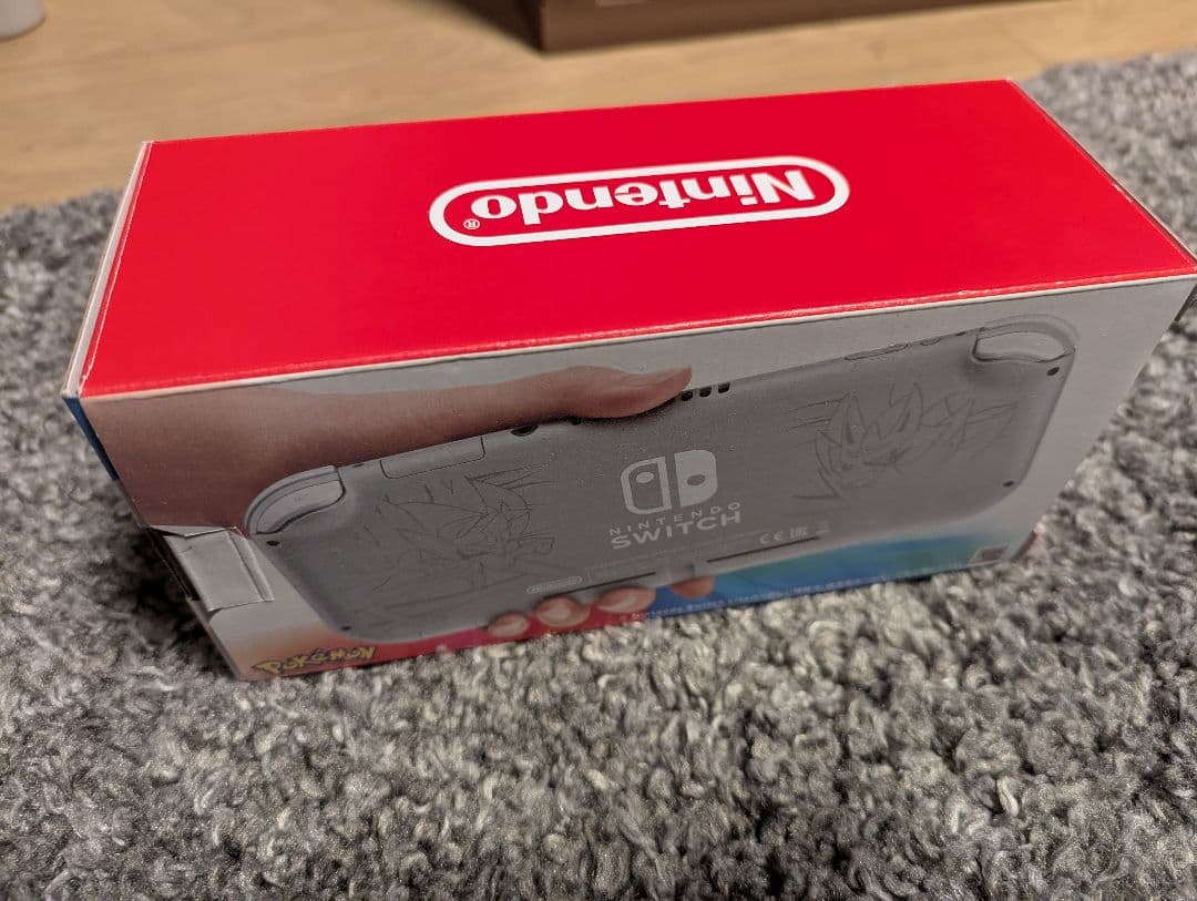 箱あり美品　Nintendo Switch Lite ポケモン 特別デザイン