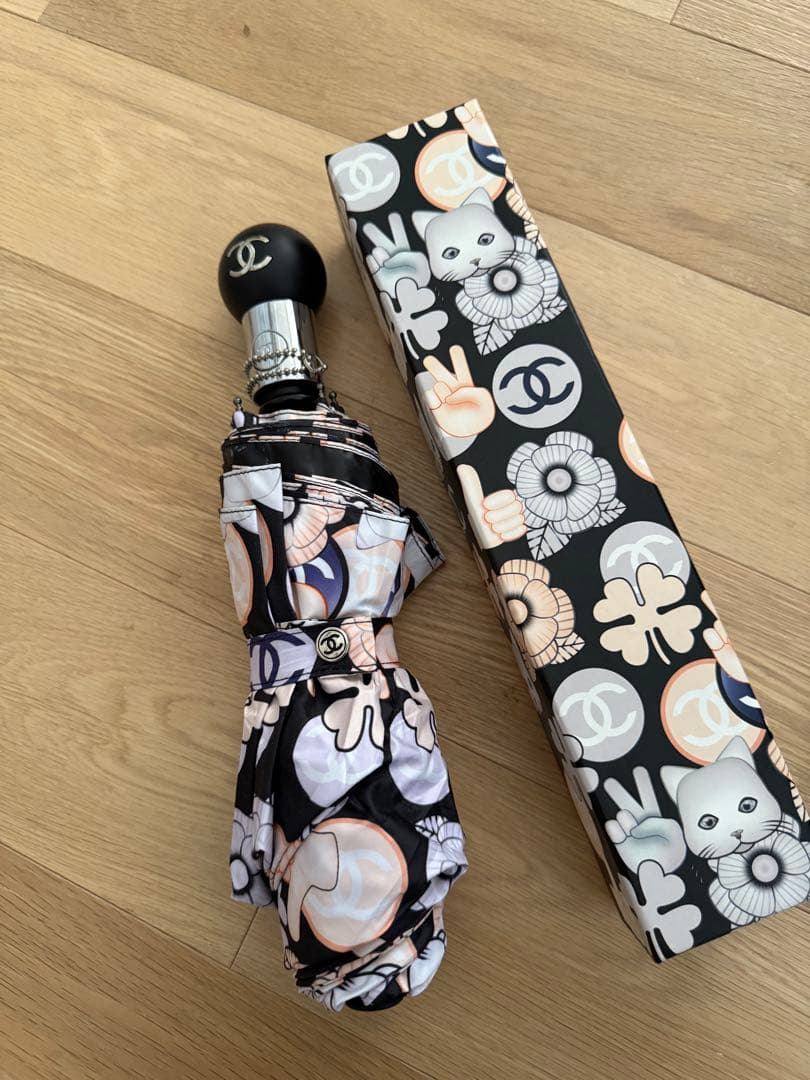 シャネルCHANELレア！シュペットちゃん猫折り畳み傘