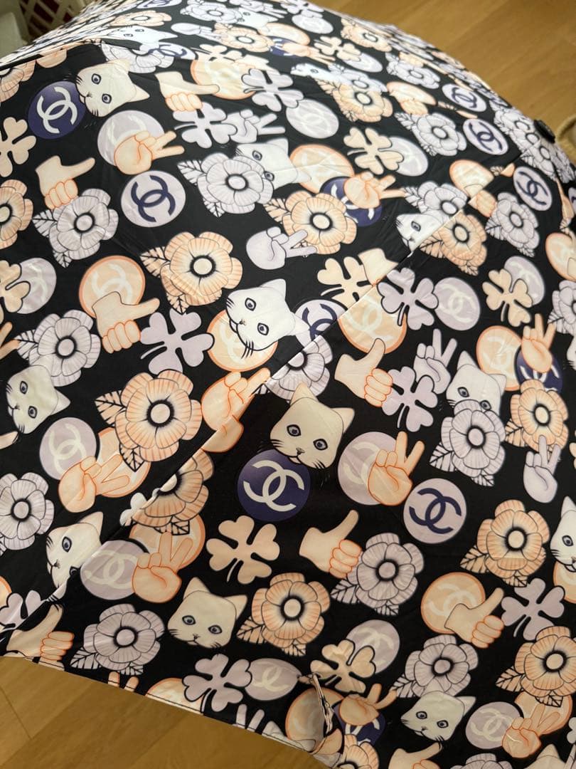シャネルCHANELレア！シュペットちゃん猫折り畳み傘