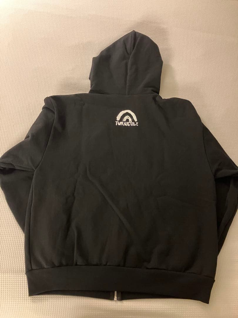 【新品】TURNSTILE ターンスタイル　ツアーグッズ　パーカー　Lサイズ　黒