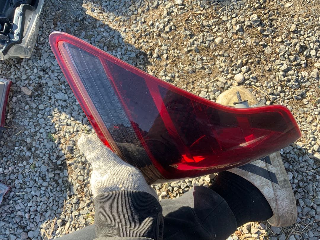 クラウン　アスリート　ＧＲＳ１８２　左　テールランプ