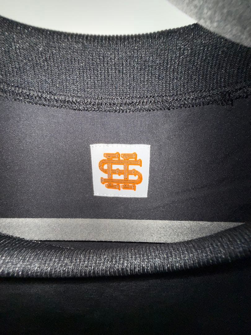 トップス SEESEE URBS SUPER BIG FLAT LS TEE W