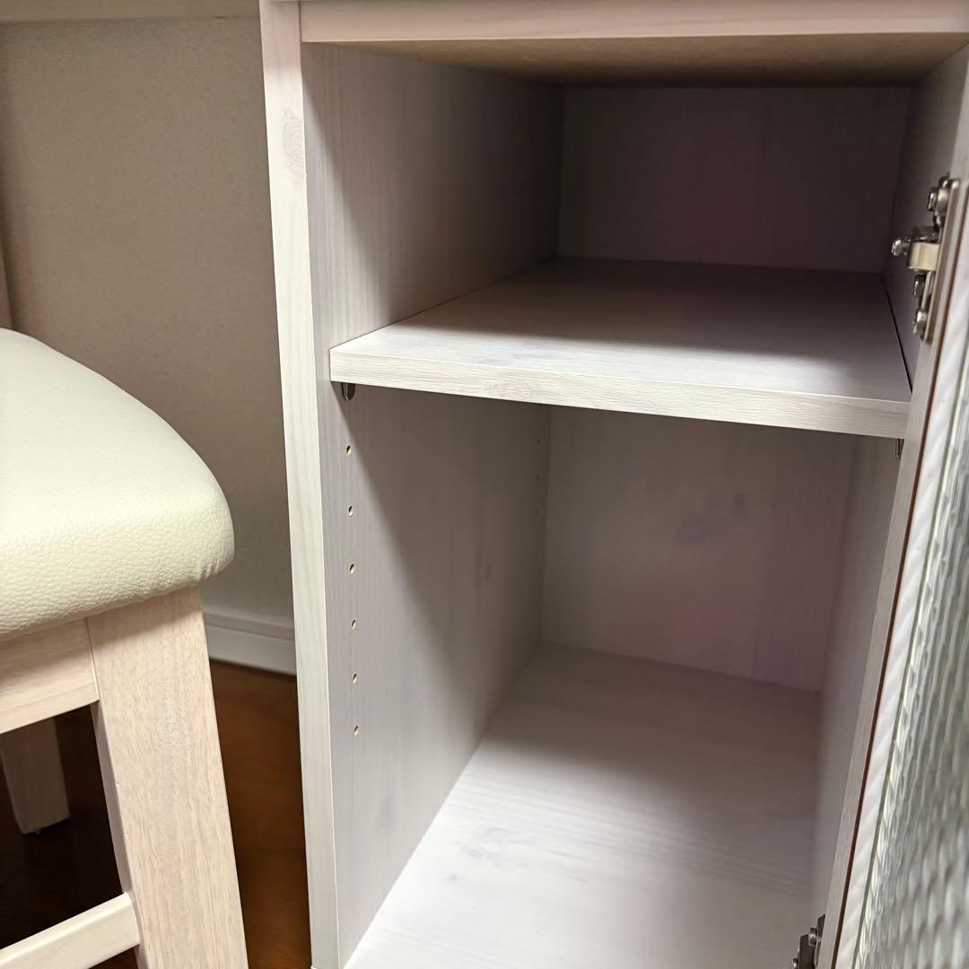 ニトリ　白デスク