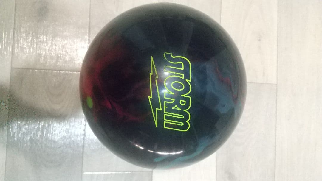 ぱ*ん様 IDENTITY ボウリング ボール アイデンティティ