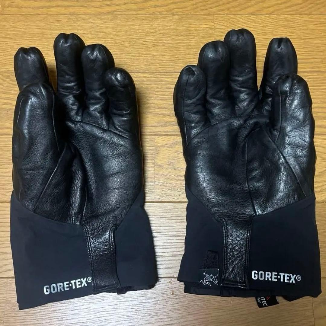 アークテリクス　VERTICAL SV Lサイズ