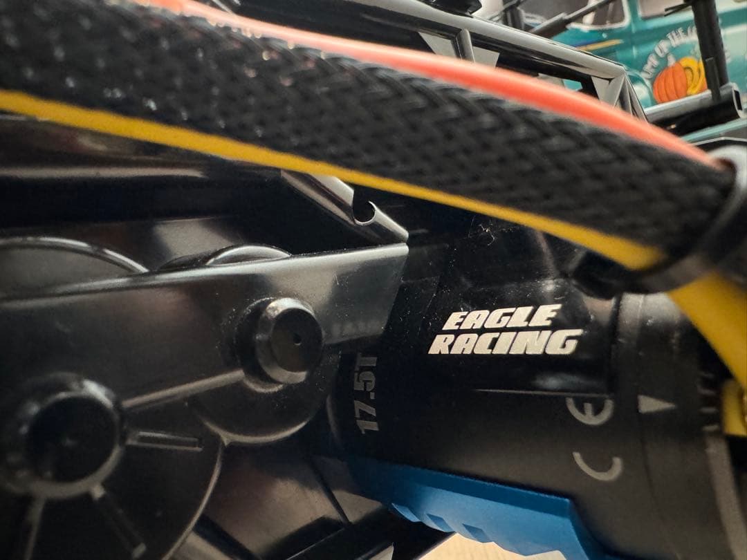 TAMIYA SQUASH VAN 1/10 RCカー　完成品