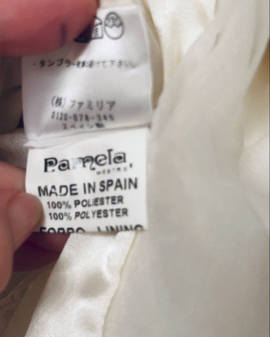 ena、familiaファミリアのスペインデザインドレス