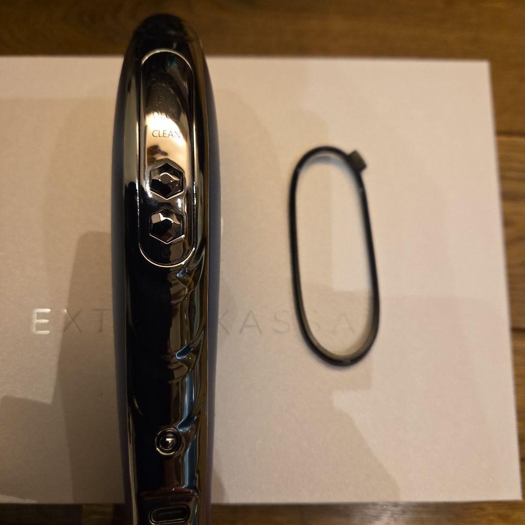 [エクストラカッサ/ GACKTプロデュース美顔器]