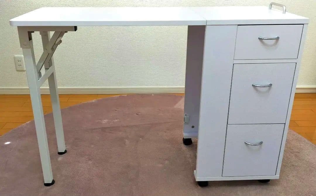 エトゥベラ　ネイルテーブル　折りたたみネイルデスク