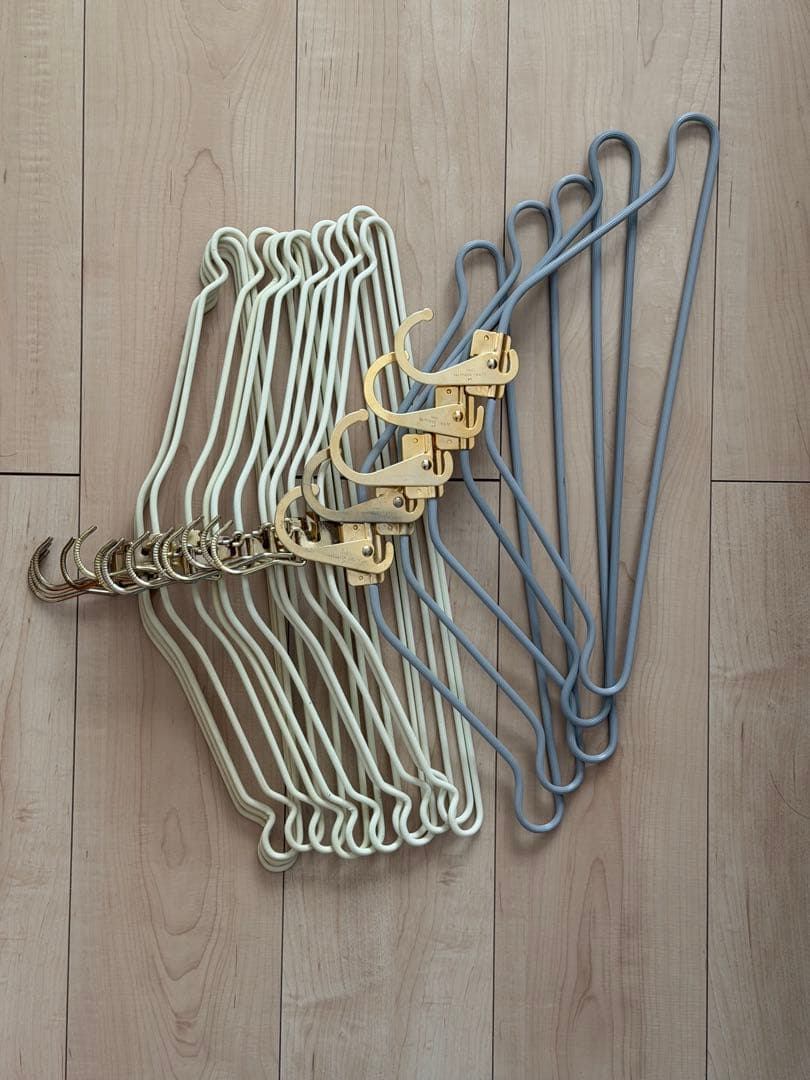 LOUIS VUITTONのハンガー＆HERMES ボックス