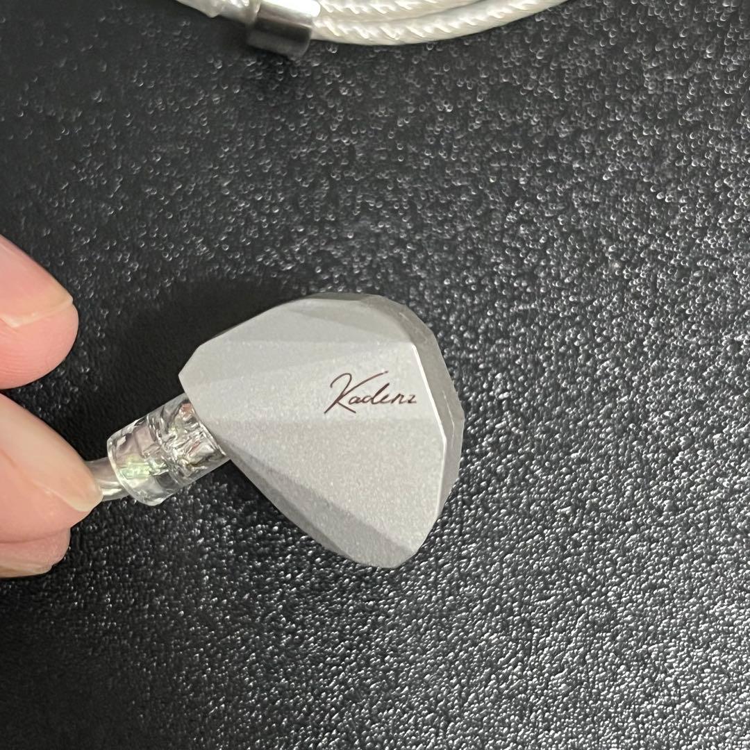 水月雨　moondrop Kadenz イヤホン　美品