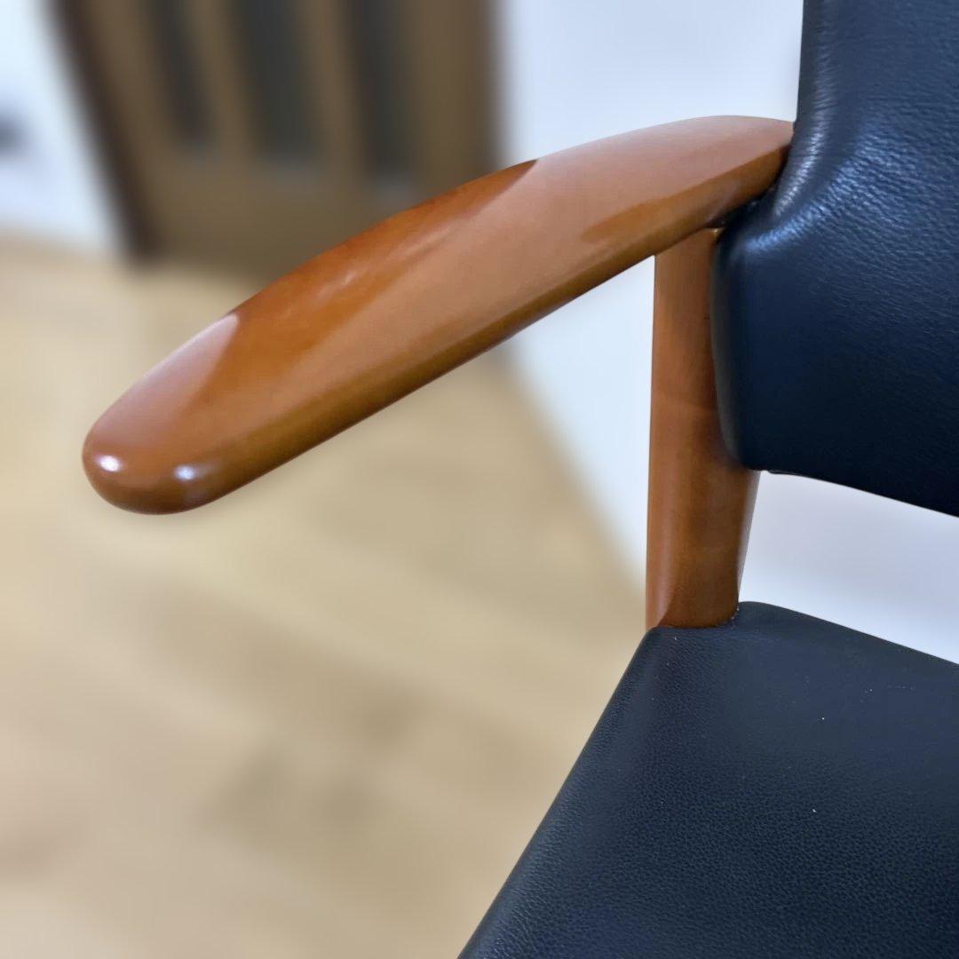 アルフレックス　ダイニングチェアー