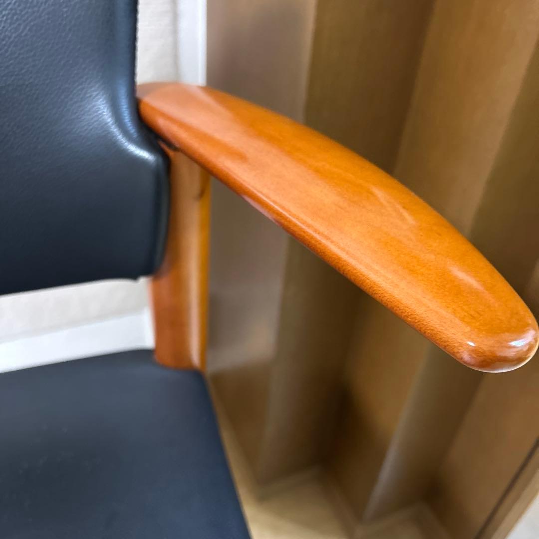 アルフレックス　ダイニングチェアー