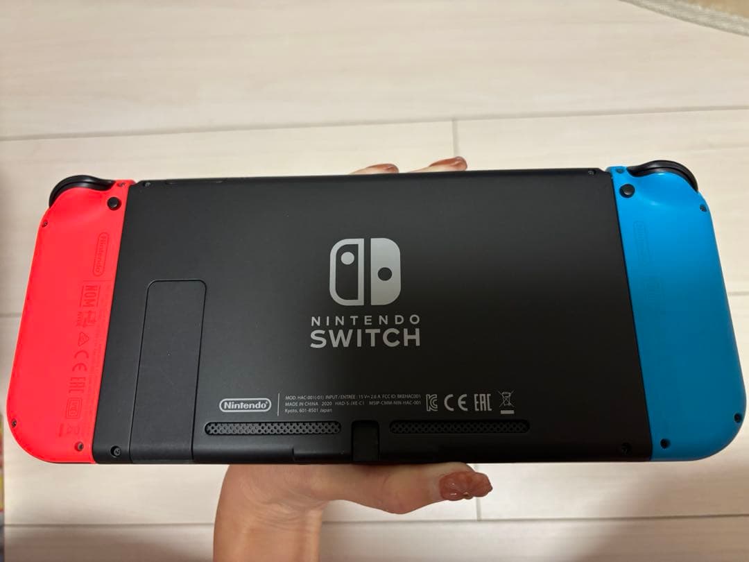 Nintendo Switch 本体 +付属品+ ⭐︎ソフト2枚セット⭐︎