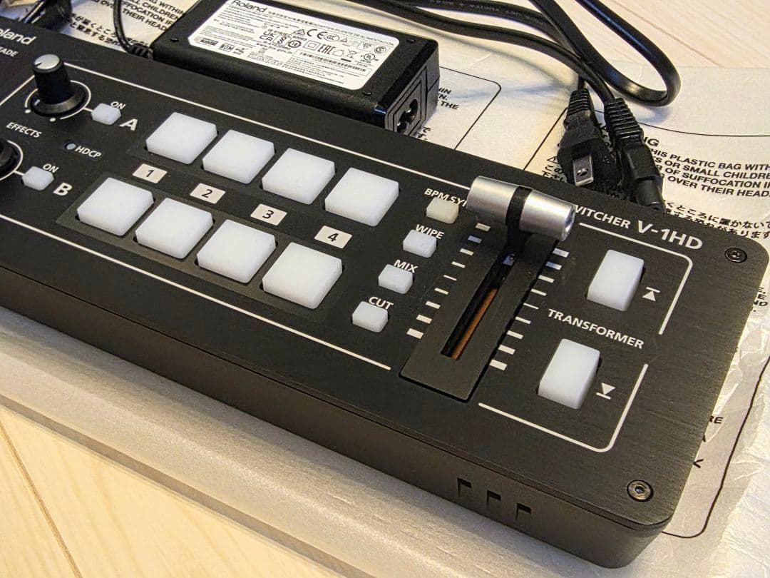 【極美品】Roland V-1HD HDビデオスイッチャー