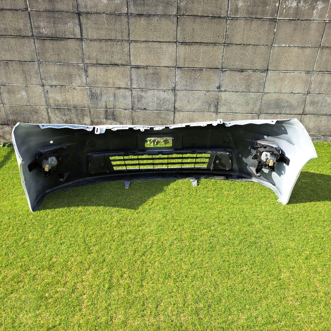 20アルファード　フォグ付き純正フロントバンパー