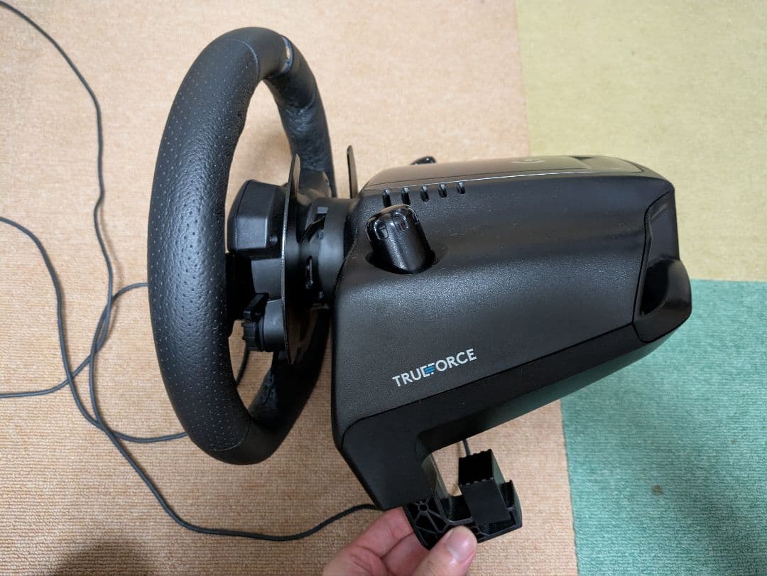 Logicool G923 レーシングハンドル&ペダル