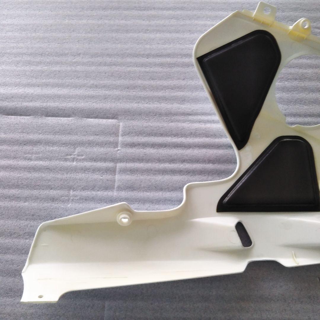 出品番号197 ホンダ純正 CBR400RR ロアーカウルセット