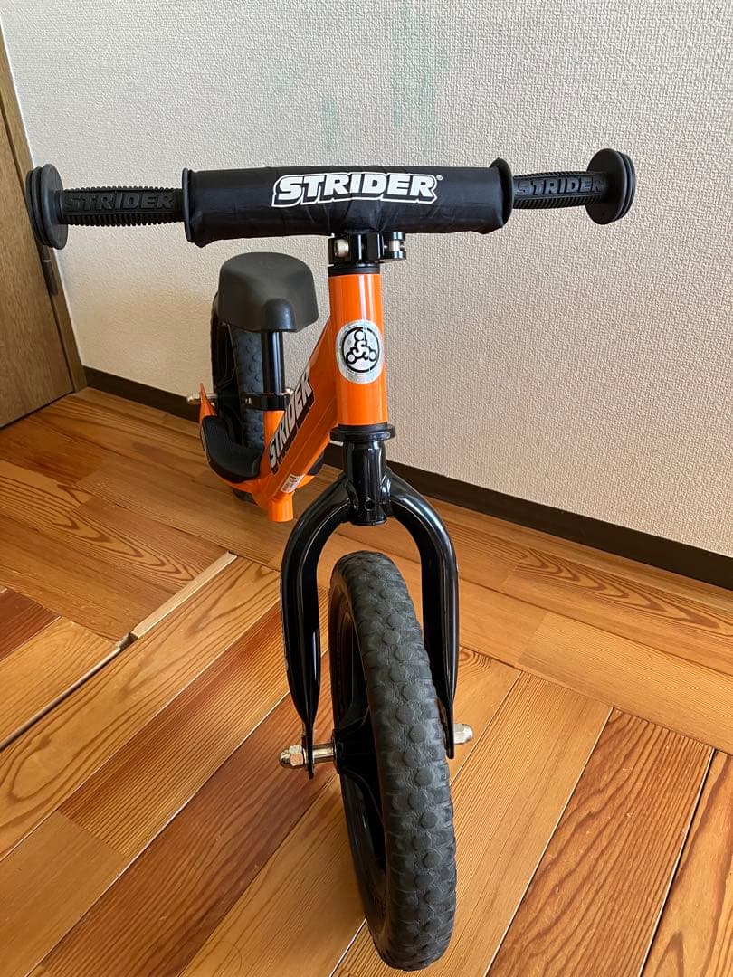 【正規品】STRIDER スポーツモデル 12インチ　オレンジ　日本正規品