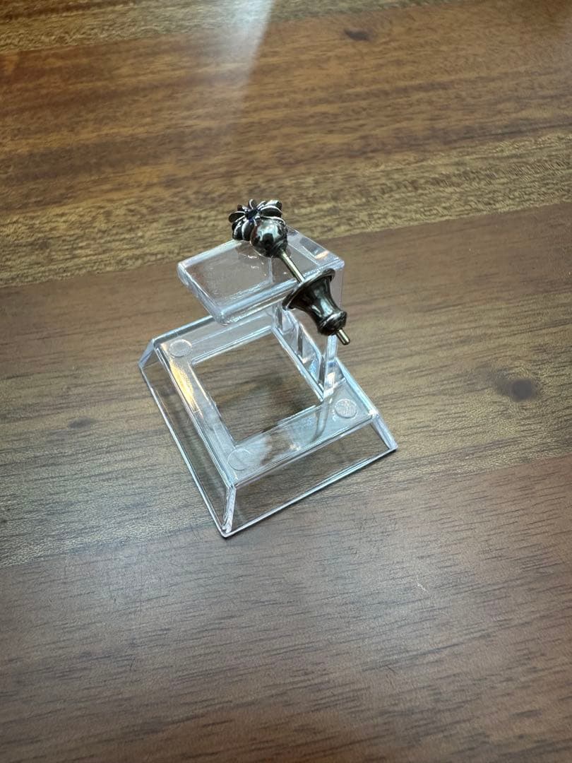 アクセサリー CHROME HEARTS TINY E DROP1 SAP