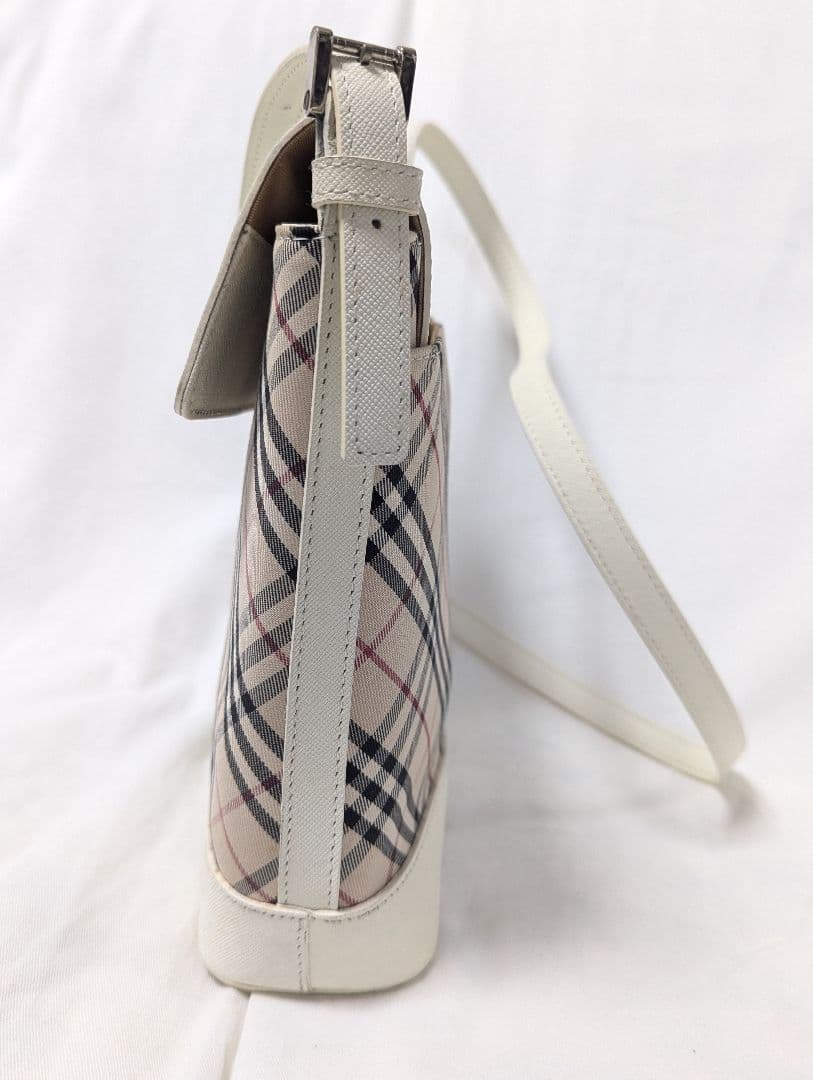 Burberry バーバリー ショルダーバッグ ノバチェック 斜め掛け レザー