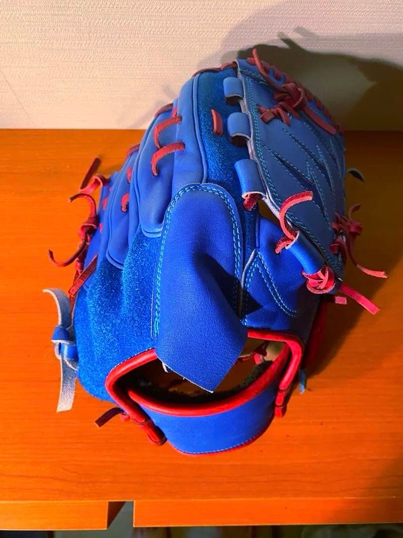 Treasure　トレジャー　投手用　特化型特殊重心グローブ　特殊重心